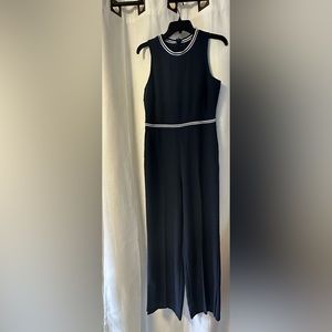 Banana Republic Jumpsuit Sleeveless High Neck
Blue White Women's Size 6